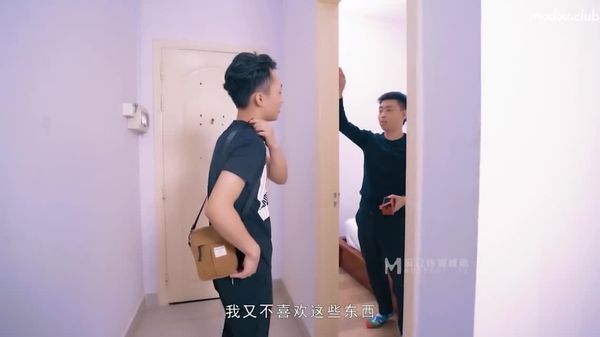 md0143-兄弟的清纯女友--被我迷晕后干到高潮